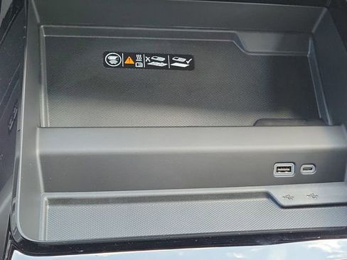 New 2026 Chevrolet Tahoe Premier AWD/4WD image 34