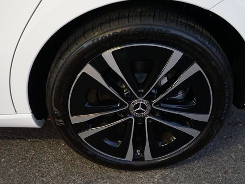 Used 2025 Mercedes-Benz CLA 250 w/ Exclusive Package image 27