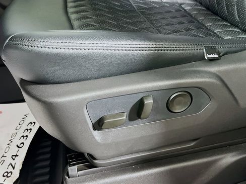 New 2026 GMC Sierra 1500 AT4 w/ Technology Package image 17