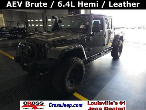 Used 2016 Jeep Wrangler Unlimited Rubicon w/ Connectivity Group AWD/4WD image 1