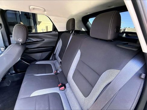 Used 2023 Chevrolet TrailBlazer LT FWD image 15