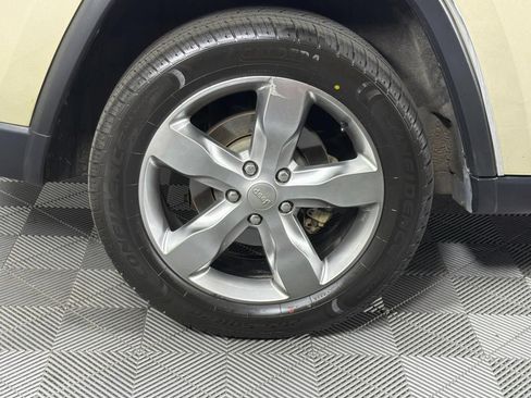 Used 2012 Jeep Grand Cherokee Overland AWD/4WD image 35