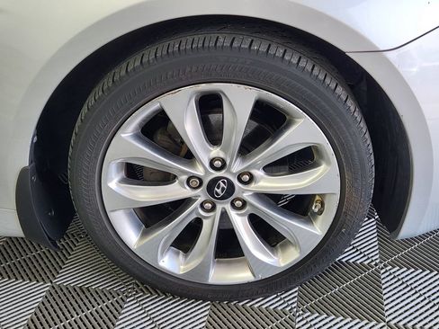 Used 2013 Hyundai Sonata SE w/ Navigation & Sunroof Pkg FWD image 9
