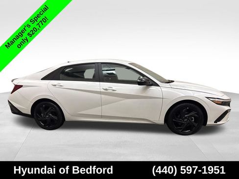 Certified 2026 Hyundai Elantra Sport FWD image 4