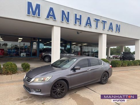 Used 2014 Honda Accord Sport image 1