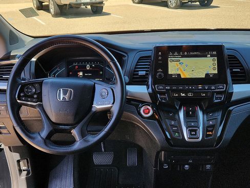 Used 2024 Honda Odyssey Touring image 14