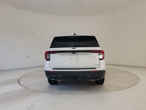 Used 2025 Ford Explorer ST-Line AWD/4WD image 8