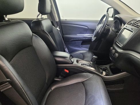 Used 2020 Dodge Journey Crossroad FWD image 21