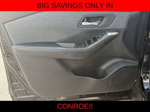 Used 2023 Nissan Rogue SV FWD image 10