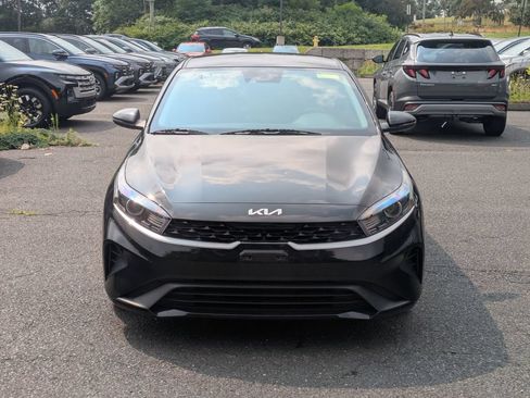 Used 2024 Kia Forte LXS FWD image 6