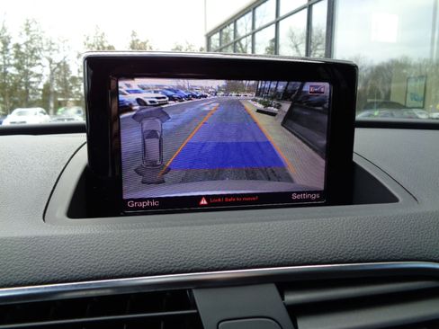 Used 2016 Audi Q3 2.0T Premium Plus w/ Technology Package image 13