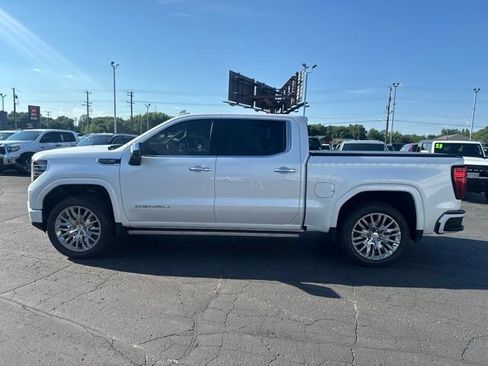 Used 2022 GMC Sierra 1500 Denali w/ Technology Package AWD/4WD image 5