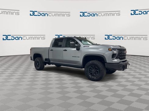 New 2026 Chevrolet Silverado 2500 ZR2 w/ ZR2 Bison Edition AWD/4WD image 2