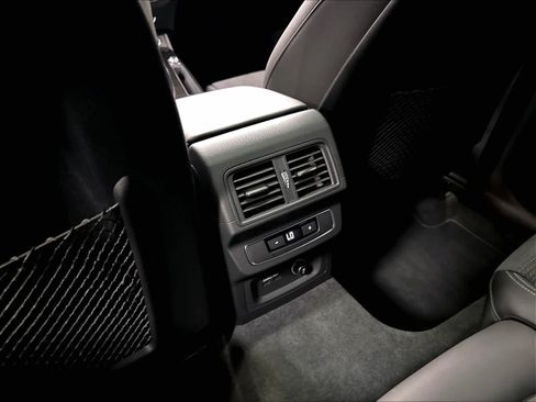 Used 2022 Audi SQ5 Premium AWD/4WD image 34