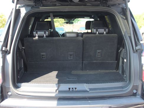 Used 2021 Ford Expedition Limited AWD/4WD image 8