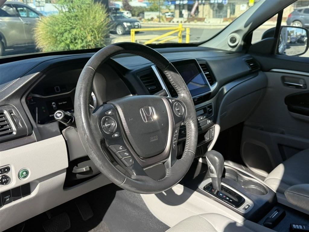 Used 2017 Honda Ridgeline RTL-T image 18