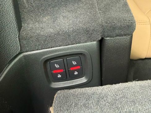 Used 2020 Audi Q7 3.0T Premium Plus w/ Premium Plus Package image 30