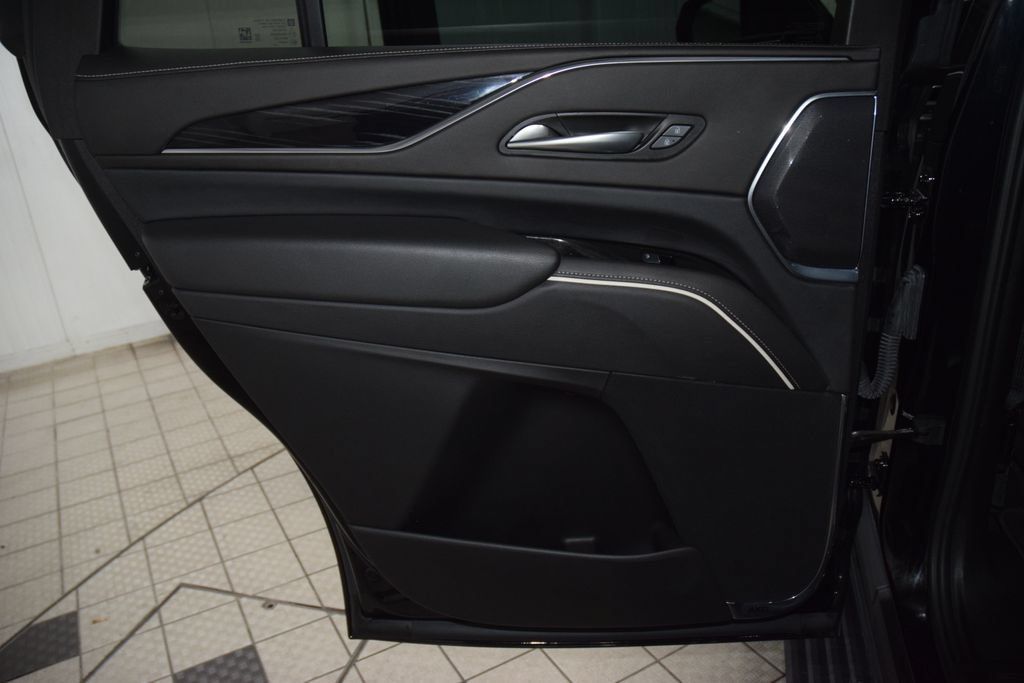 Used 2024 Cadillac Escalade Sport w/ Touring Package AWD/4WD image 48