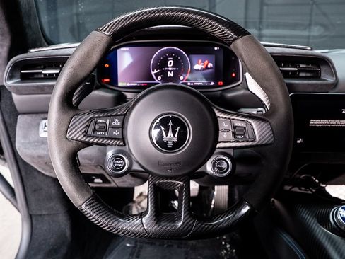 Used 2022 Maserati MC20 Coupe RWD image 37