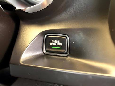 Used 2016 Chevrolet Camaro SS image 27