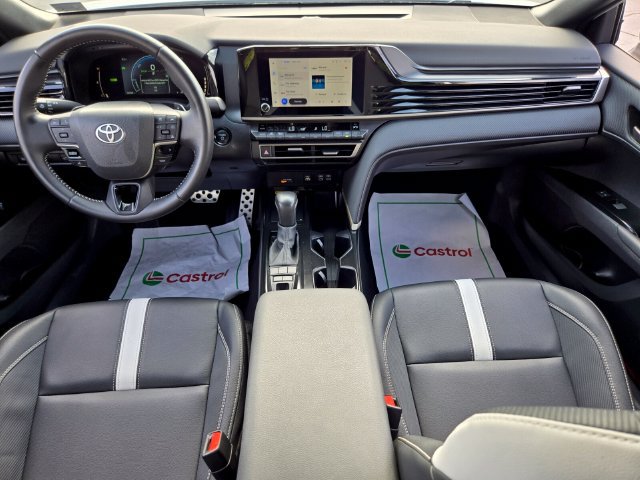 Used 2025 Toyota Camry SE FWD image 15