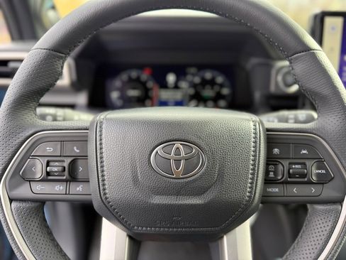 New 2026 Toyota 4Runner Limited image 30