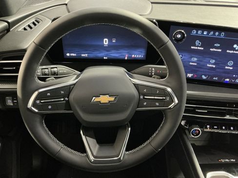 New 2026 Chevrolet Traverse LT w/ Driver Confidence Package image 24