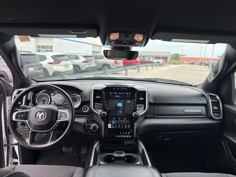Used 2024 RAM 1500 Big Horn AWD/4WD image 29