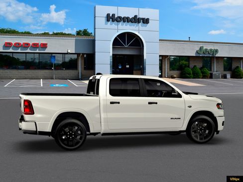 New 2026 RAM 1500 Laramie AWD/4WD image 14