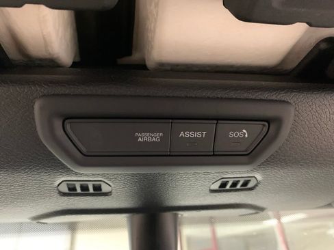 Used 2023 Jeep Wrangler Unlimited Sahara AWD/4WD image 26
