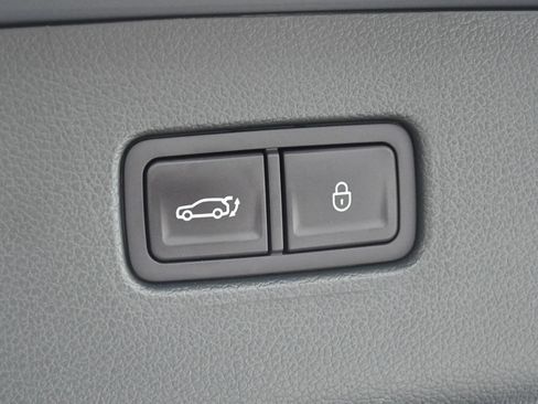Used 2025 Genesis GV80 3.5T Prestige AWD/4WD image 18