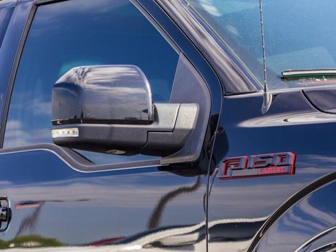 Used 2018 Ford F150 Lariat w/ Equipment Group 502A Luxury AWD/4WD image 12