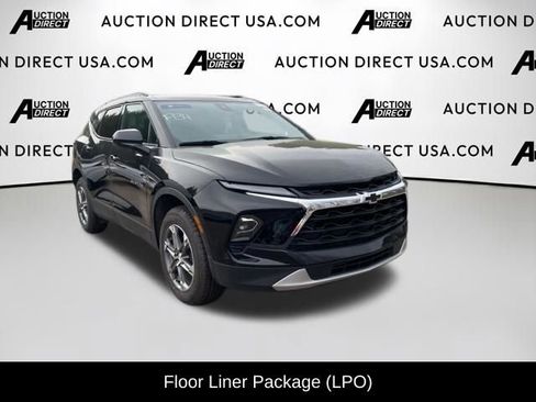 Used 2024 Chevrolet Blazer LT w/ Convenience Package image 3