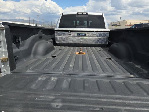 Used 2018 RAM 2500 Big Horn AWD/4WD image 11