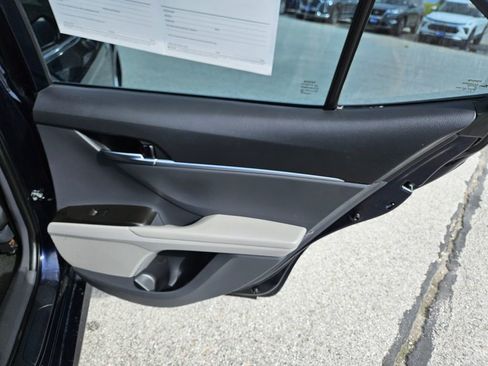 Used 2021 Toyota Camry LE FWD image 28