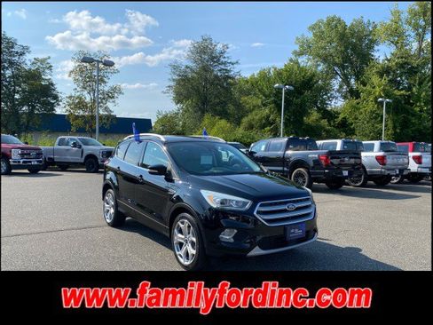Used 2017 Ford Escape Titanium w/ Equipment Group 301A AWD/4WD image 1