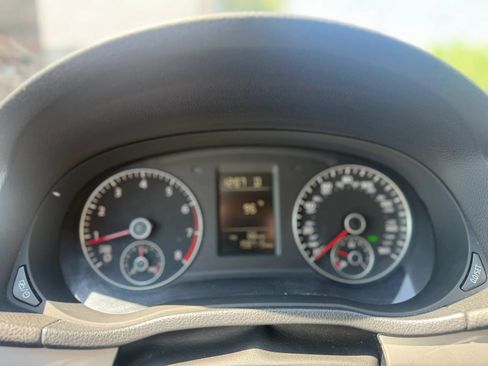 Used 2013 Volkswagen Passat 2.5 S FWD image 17