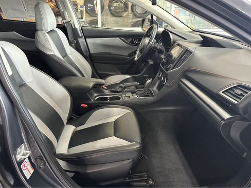 Used 2020 Subaru Crosstrek 2.0i Limited w/ Moonroof Package w/Navigation AWD/4WD image 41