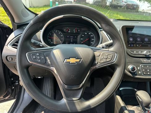 Used 2024 Chevrolet Malibu LT FWD image 12