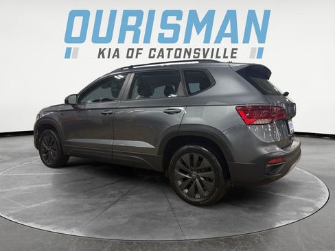 Used 2022 Volkswagen Taos S image 4