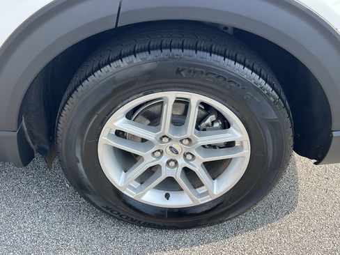 Used 2025 Ford Explorer Active w/ Active Comfort Package image 23