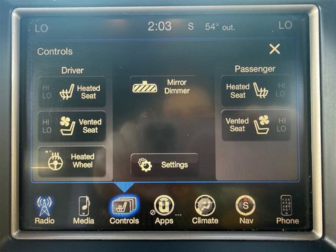 Used 2015 Jeep Grand Cherokee Summit image 15