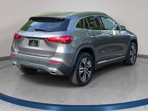 Certified 2025 Mercedes-Benz GLA 250 4MATIC w/ Winter Package image 5