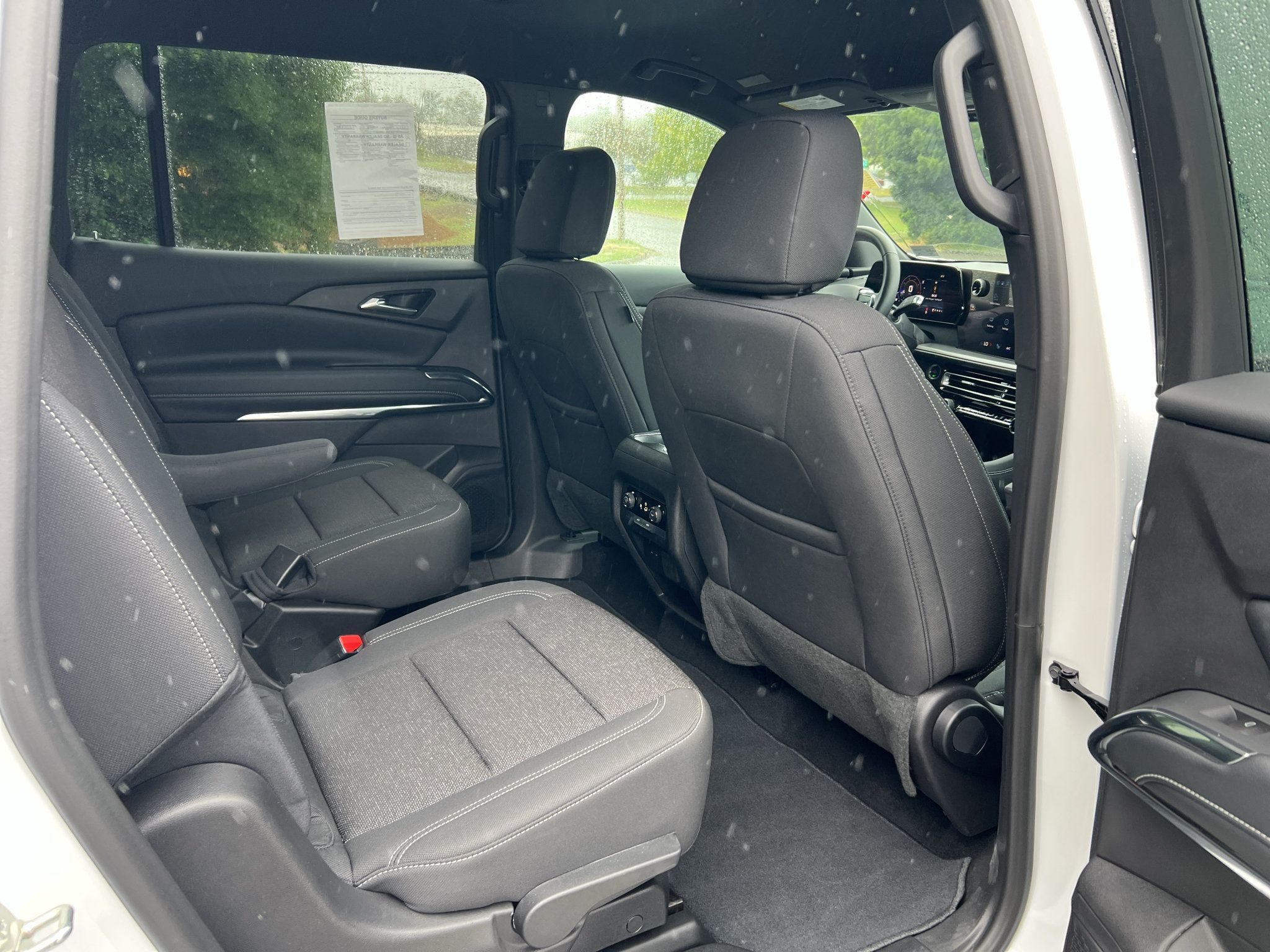 Used 2026 Chevrolet Traverse LT w/ Driver Confidence Package FWD image 10