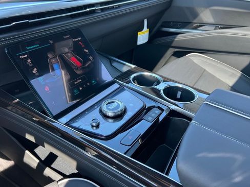 New 2025 Cadillac Escalade Premium Luxury image 53