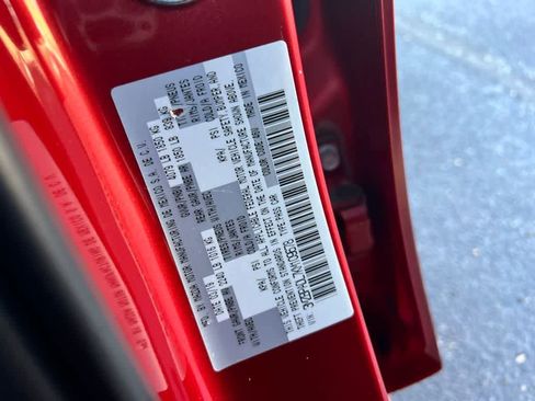 Used 2019 MAZDA MAZDA3 Sedan w/ Preferred Package image 31