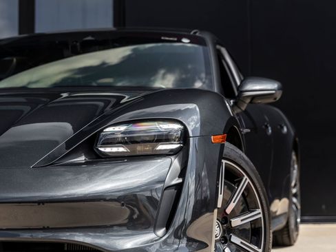 Certified 2020 Porsche Taycan 4S AWD/4WD image 16