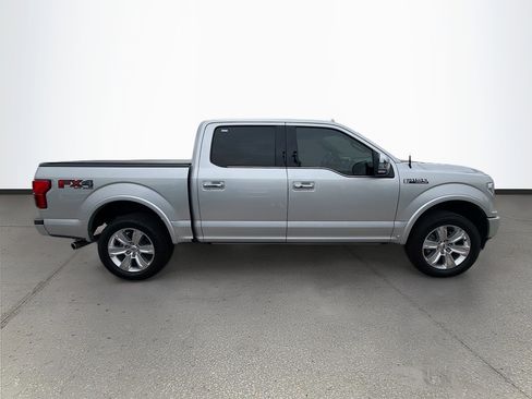 Used 2018 Ford F150 Platinum w/ Equipment Group 701A Luxury image 2