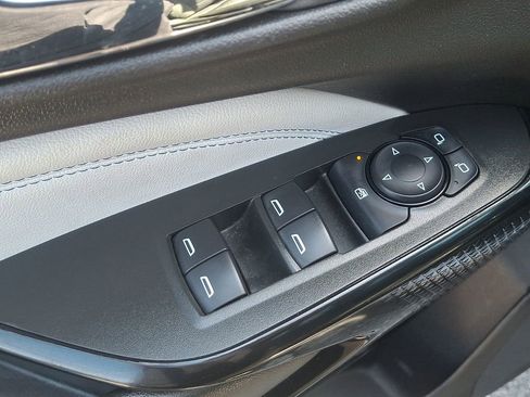 Used 2025 Chevrolet Trax LT w/ LT Convenience Package FWD image 27