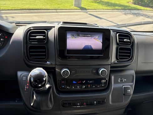 Used 2025 RAM ProMaster 1500 w/ Convenience Group FWD image 28